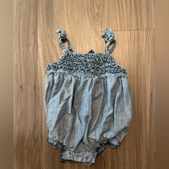 Old Navy Blue Sleeveless Bodysuit with Ruffled Neckline size 3-6 months - Picture 3 of 4